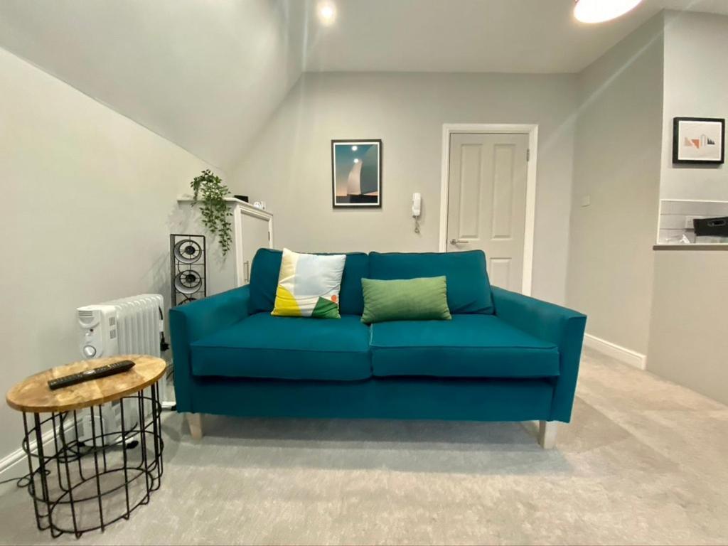 Stylish Modern Apartments Near Parks & Centre カーディフ エクステリア 写真